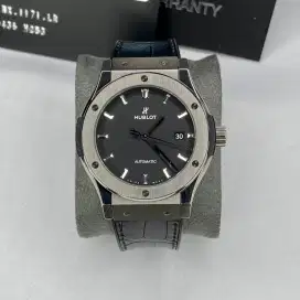 [For Sale] Hublot Cassic Fushion titanium 42mm 542.NX.1171.LR