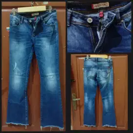 AKO Denim Cut Bray Like New Seperti Baru