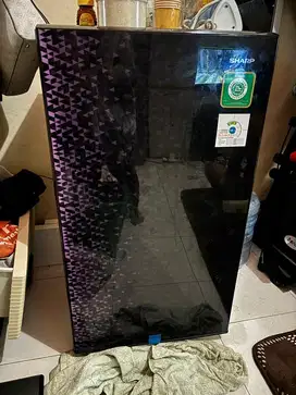 kulkas sharp 1 pintu