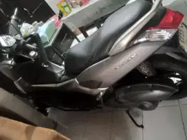 Jual Yamaha NMAX 2017 sangat mulus barang simpanan pakaian