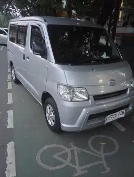 Daihatsu Granmax Minibus AC PS 2019