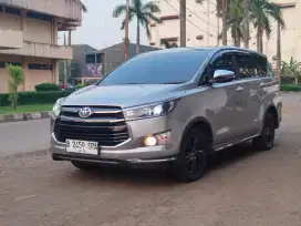 Innova Venturer 2019
