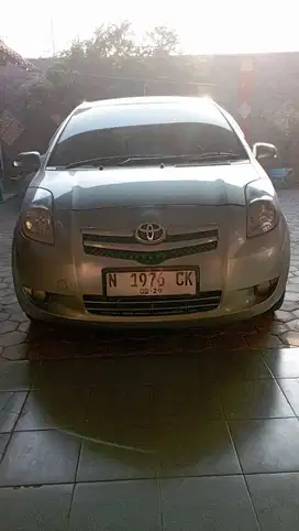 Mobil pribadi, tangan ke dua