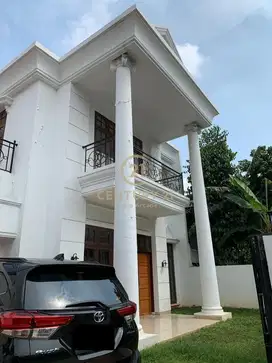 Dijual Rumah Bagus dan Luas di Gandaria Selatan, Cilandak (2318-ET-IA)