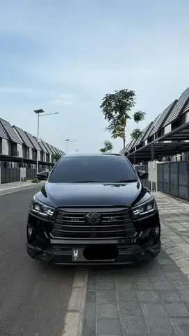 Dijual Mobil Innova G Diesel matic 2022 pmk up Venturer Facelift