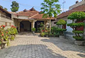 JUAL RUMAH KLASIK PLOSOARANG SANANKULON BLITAR