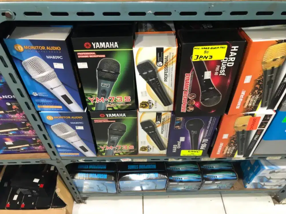 Microphone kabel dan tanpa kabel