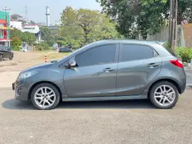 Mazda 2 2013 Bensin