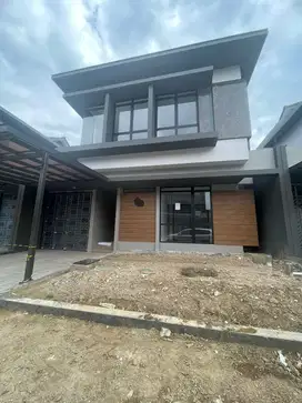 Rumah KBP Tatar Nilapadmi Kota Baru Parahyangan