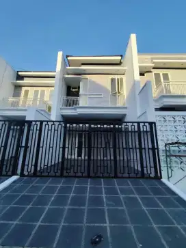 Jemursari‼️Jual Rumah Baru Dekat Ubaya,UK petra