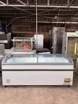 Freezer pintu kaca /sliding
Merk Gea 
Model SD-700BY

Fungsi normal