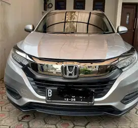 Honda HRV SE AT 2021 Silver.