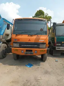 Mits. FN527ML 6×4 Truck Tangki Tronton