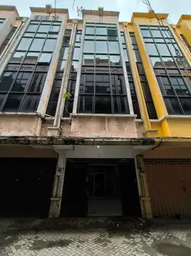 Disewakan Ruko 4 Lantai Surabaya Pertokoan Atom Megah Harga Murah