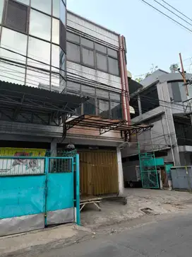 Disewakan Ruko Bongkaran Strategis Pusat Perdagangan Surabaya Utara