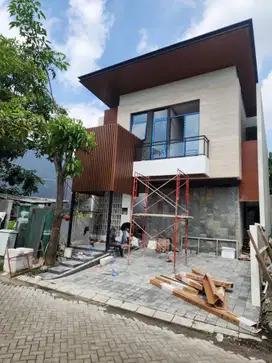 Dijual Rumah Baru Gress Konsep Villa Bali Private Pool Citraland Utama