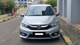 Km13rb honda brio e cvt matic 2019 silver pajak panjang
