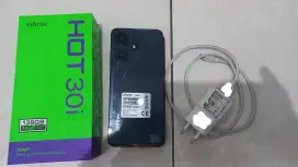 Infinix HOT 30i Hitam