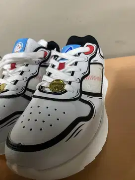 Sepatu Aerostreet X Doraemon size 40 LIMITED EDITION