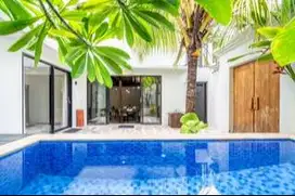 CHEAP VILLA For SALE in BERAWA CANGGU near FINNS and ATLAS Beach Club