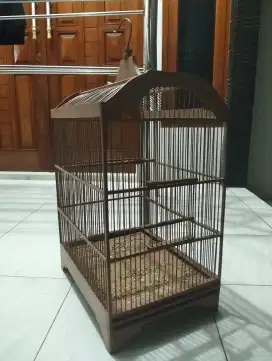 Di jual sangkar burung