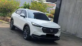 [ LOW KM ] Honda HR-V HRV HR V 1.5 Turbo RS CVT AT Putih 2024/2025