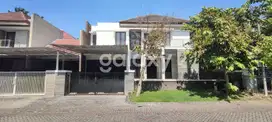 RUMAH GRAHA FAMILI 2 LANTAI MINIMALIS SIAP HUNI