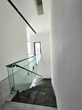 RUMAH 2LT NEW MODERN TROPICAL HOUSE DI KUPANG BARU, SURABAYA BARAT
