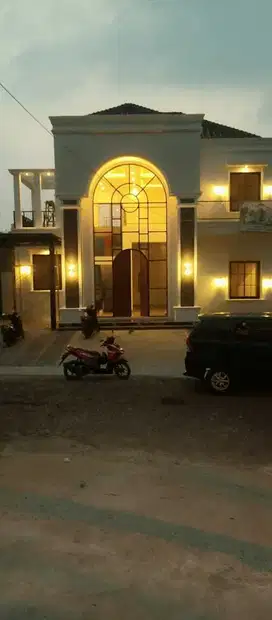 Mewah rapih siap huni