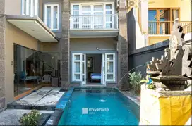 BEST LOCATION !! Villa Walking Distance to Double Six Beach seminyak