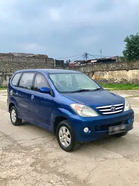 Toyota Avanza 2004 Bensin