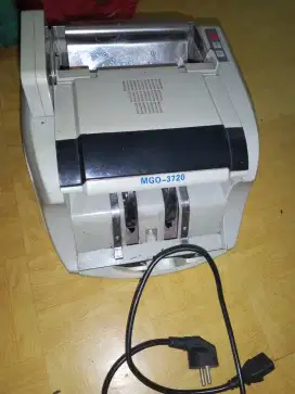 Mesin penghitung uang kondisi error  Rp.100rb net,banknote counter