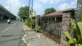 Turun harga hitung tanah Matraman Raya, hoek,strategis 1700, 30 M,harg