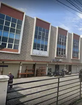 Di Sewa Gandengan Ruko 3 Lantai Kampung Melati Bekasi Strategis Segala