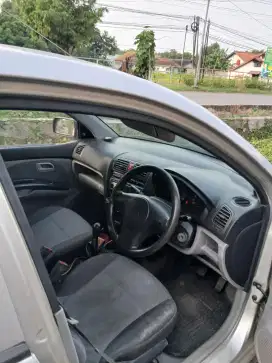Kia picanto 2004 siap pakai no pr