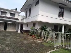 Rumah Mewah Dan Strategis Di Area Menteng Jakarta Pusat