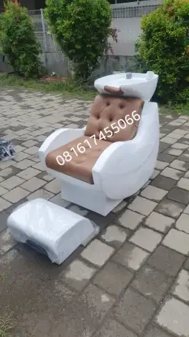 Kursi salon keramas