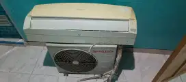 Di jual ac merk sharp R32