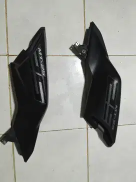 Shroud kipingan tangki MT 25
