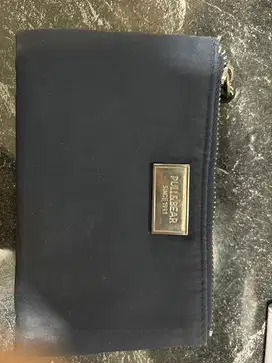 Dompet pull and bear