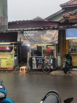 Lanjutin Usaha Roti Bakar & Kukus