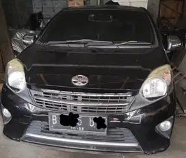 Toyota Agya G matic ( KM LOW)