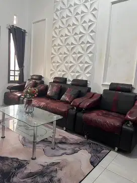 DIJUAL SOFA 4 KURSI + MEJA KACA MASIH BAGUS, BUSA TEBAL