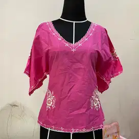 Baju atasan wanita