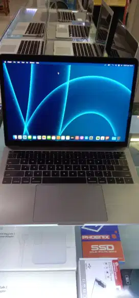 di beli macbook pro macbook Air kondisi bagus rusak
