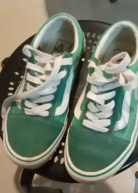 Sepatu Wanita Vans Asli