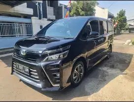 Toyota Voxy 2018 Bensin