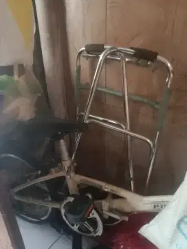 Jual Walker masih istimewa