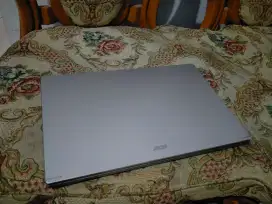 Laptop acer core i3 gen 12