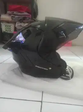 Jual helm BARU merk HRV